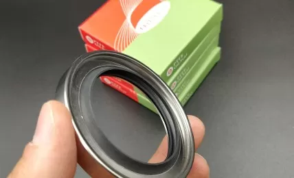 Сальники із  PTFE